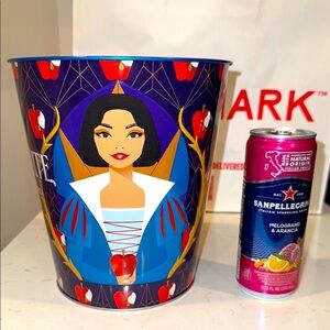 NEW~DISNEY 2025 Snow White Popcorn Bucket